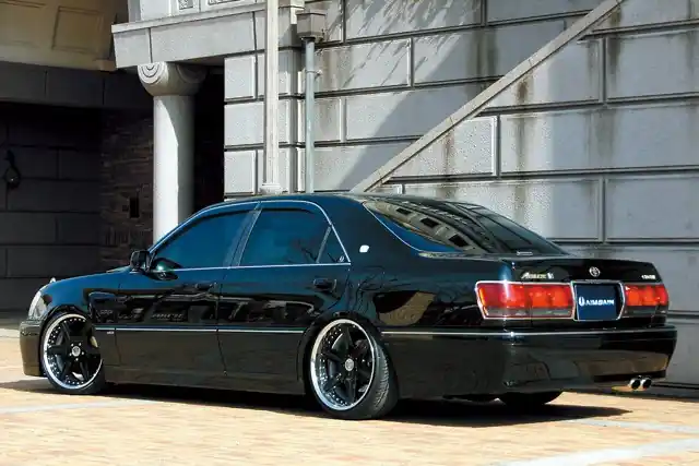 Toyota Crown 17 - kryty prahu EURO EDITION od AIMGAIN Levný
