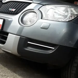 Škoda Yeti 09-13 - NEREZ CHROM boční lišty předního nárazníku OMTEC Nízká Cena