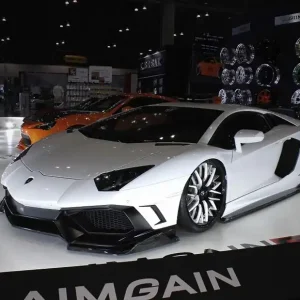 Lamborghini Aventador - body kit GT KARBON od AIMGAIN 5-dílný set Finální Výprodej