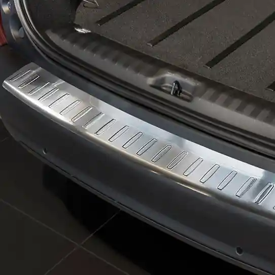 Značkový Nerezový kryt prahu zadních dveří Peugeot 2008 I (2013 - 2019) - Avisa 2/35993
