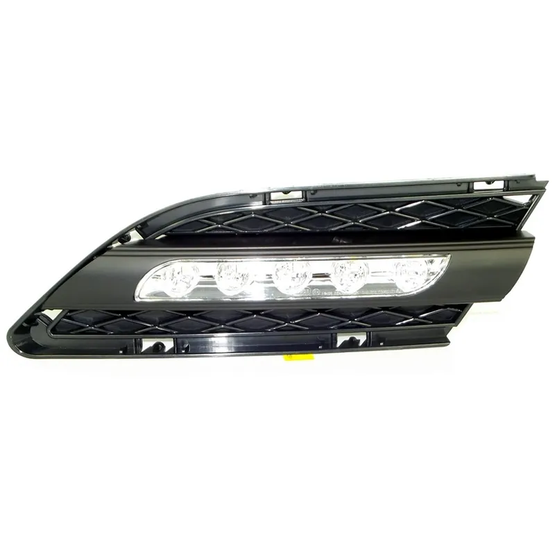 Denní svícení BMW 3 E90 Facelift (2008 - 2011) s mřížkou do nárazníku - 5 LED - Einparts Sleva