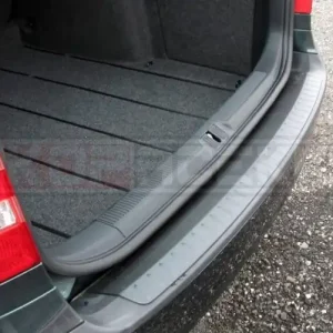 Výprodej Škoda Octavia II - Nákladový práh černý rastr