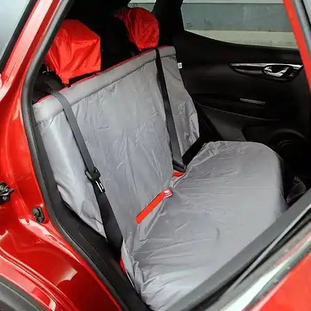 Must-Have Voděodolný ochranný potah do auta na zadní sedadla - Trendby