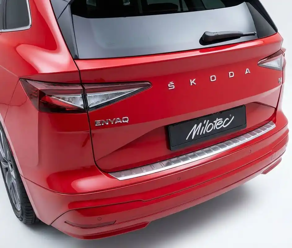 Originální Plastový kryt prahu zadních dveří Škoda Enyaq iV Enyaq (od roku 2020>) stříbrný MILOTEC