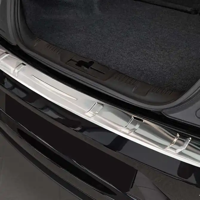 Akce Nerezový kryt prahu zadních dveří Ford Mustang VI (2014 - 2023) - Avisa 2/35909